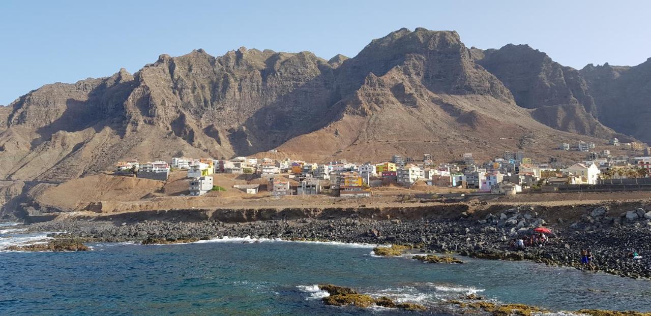 شقة Casa Au Bonheur Des Randonneurs بونتا دو سول المظهر الخارجي الصورة